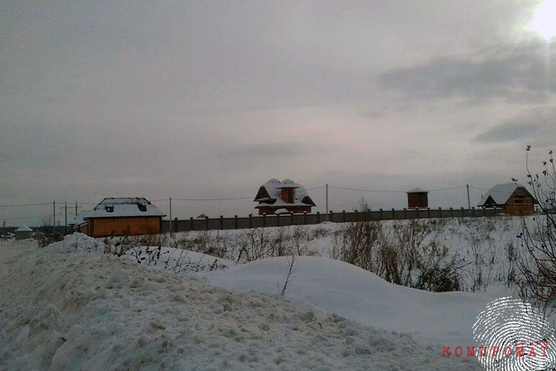 Дом вити. Дом Вити пана в Духовец. Дом Вити пана в Духовце Курск. Дом Виктора Панюшина.