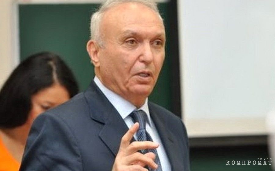 Роберт Енгибарян