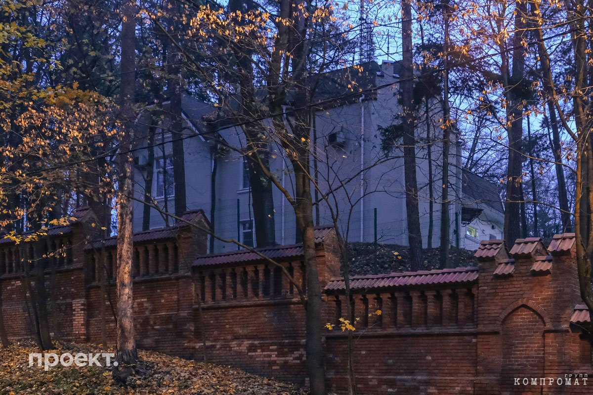 Бывшая дача Микояна, на которой живёт глава Росгвардии Виктор Золотов