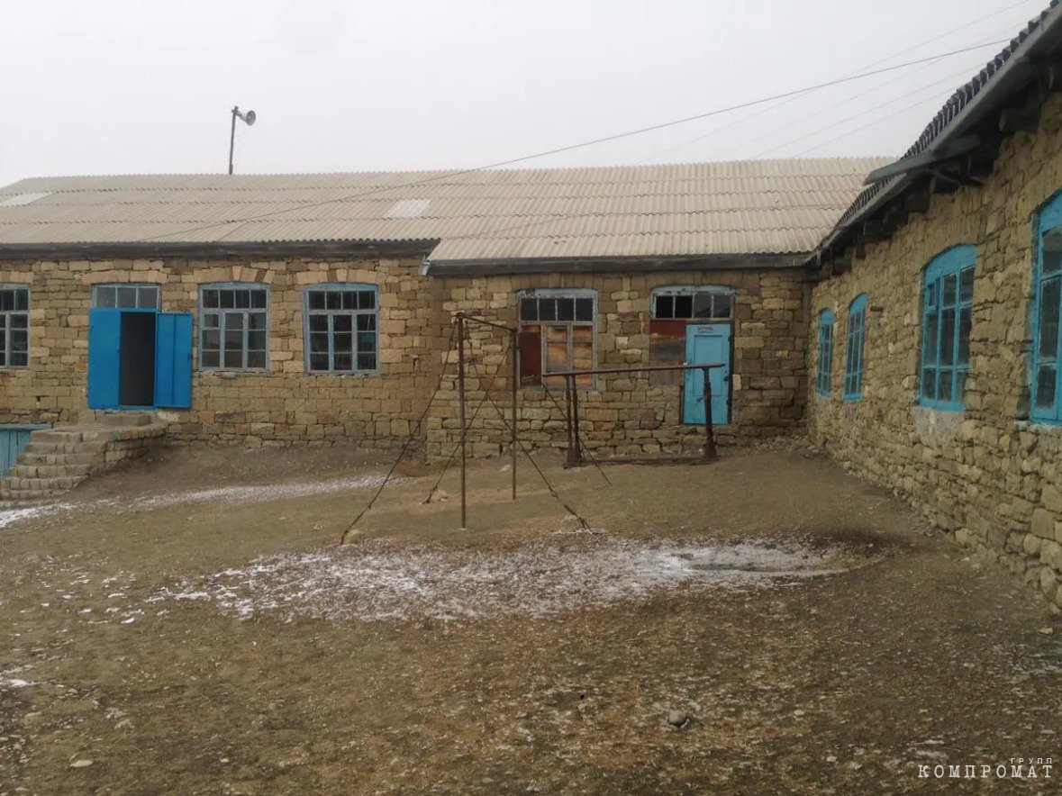 Школа в дагестанском селе Вихли