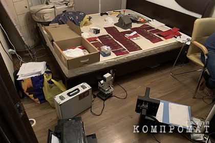 На российского следователя завели дело за торговлю фальшивыми удостоверениями