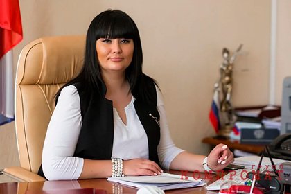 Пойманной ФСБ с 25 миллионами рублей главе российского суда вынесли приговор