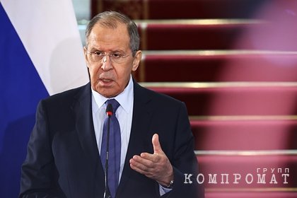 Лавров заявил о работе России над отказом от западных платежных систем