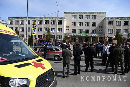 Путин поручил наградить сотрудников атакованной казанской школы