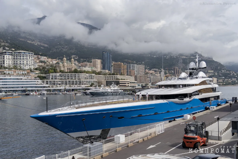 99-метровая яхта Madame Gu, оценивается в 135 миллионов долларов