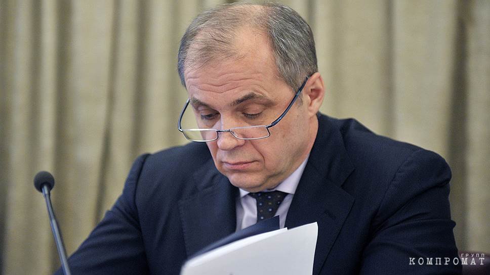 Тюремщик дальнего плавания. Бывшего куратора СИЗО и колоний Александра Смирнова сплавляют в море