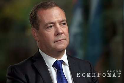 Медведев обвинил власти Украины в стремлении набить карманы