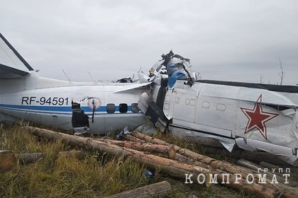 Опубликована расшифровка переговоров пилотов самолета L-410 перед крушением