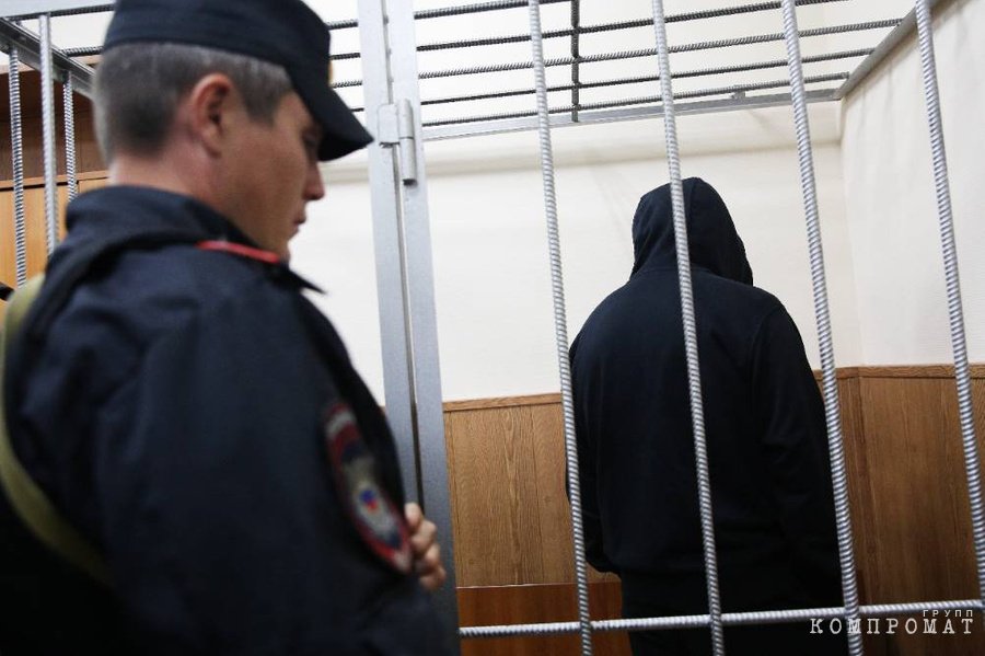 Избрание меры пресечения в отношении криминального авторитета Олега Медведева в Басманном суде