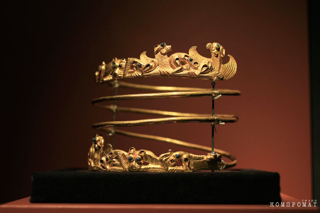 Суд Амстердама признал право Украины на "скифское золото" из собрания музеев Крыма.