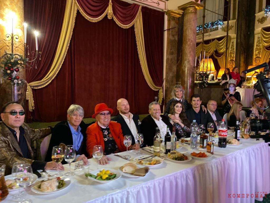 Очередная вечеринка с участием 83-летнего Вячеслава Зайцева. Среди гостей ещё живой создатель "Ералаша" Борис Грачевский