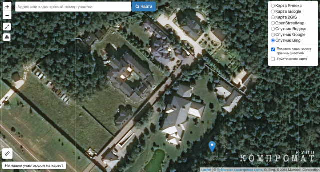 Village "New House" in 2018.  The plots that Semigin registered for himself are below right